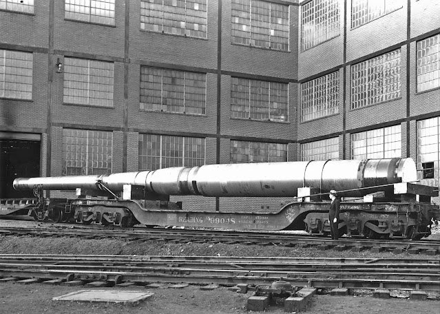 Mark 7 16-inch/50-caliber gun in Bethlehem, Pennsylvania, 1940s